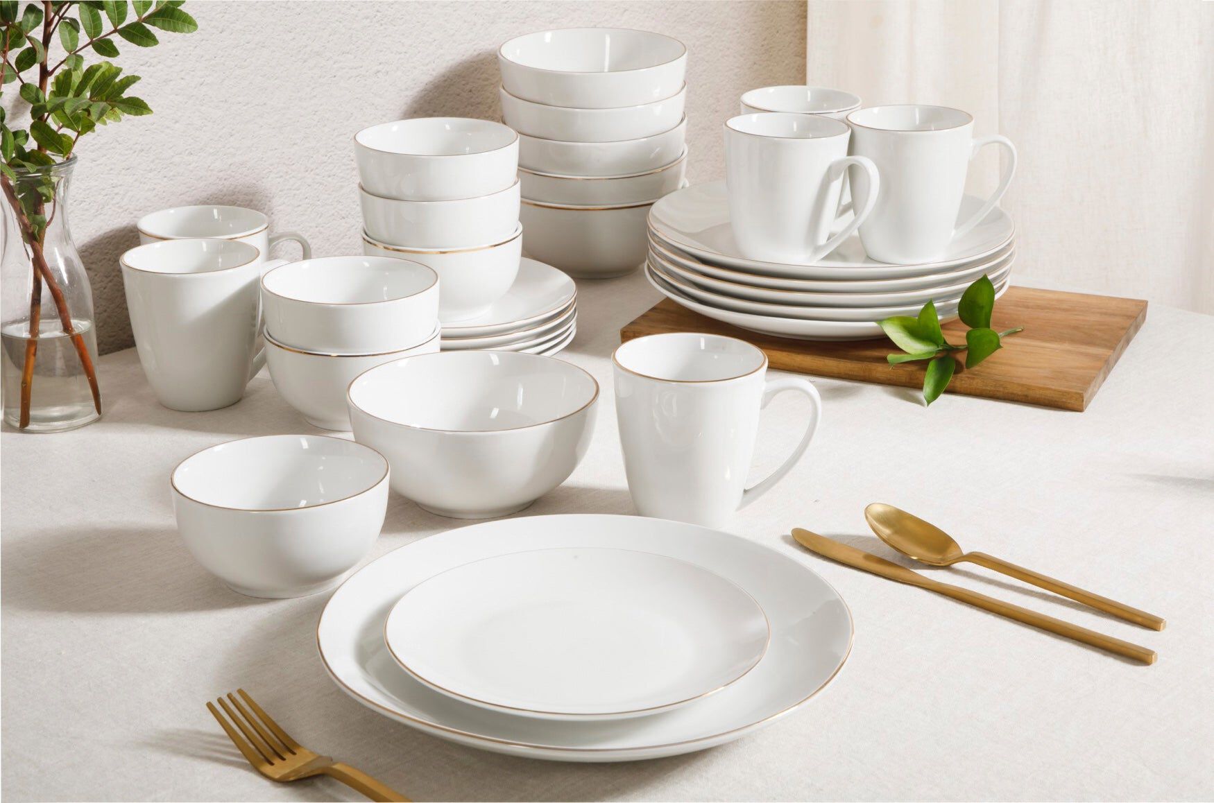 Ogalla 30-Piece Dinnerware Set with Gold Rim