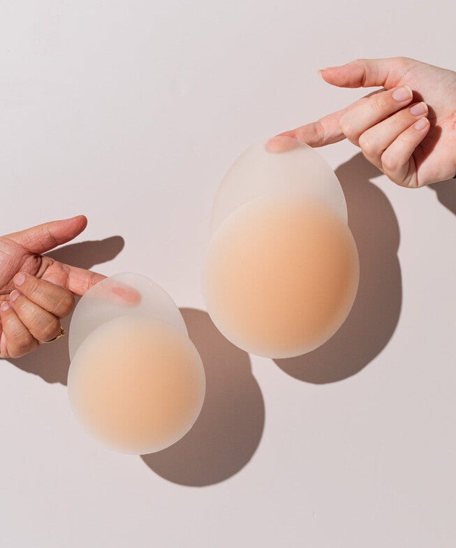 No-Show Extra Lift Adhesive & Reusable Nipple Covers, No 5 Soft Tan / Tan, alternate image number 1