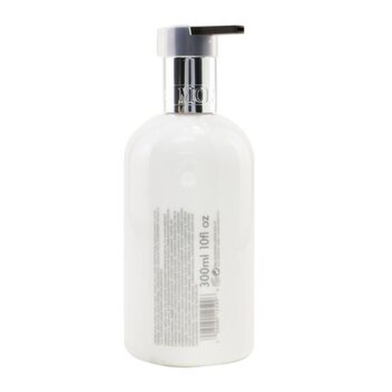Suede Orris Body Lotion, , alternate image number null