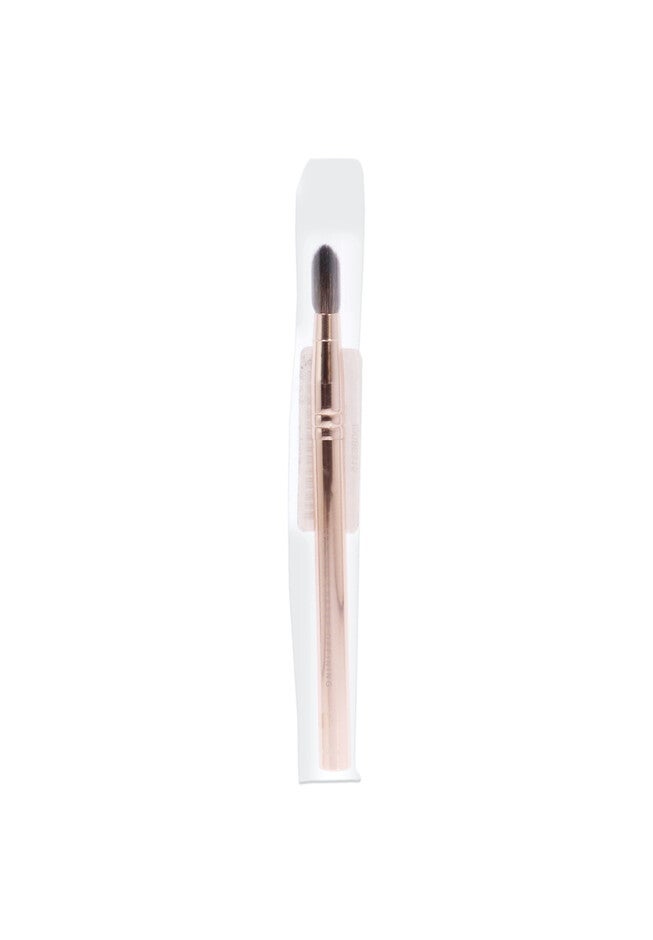 Tapered Crease Defining Brush -1 Pc Brush, O, hi-res image number null