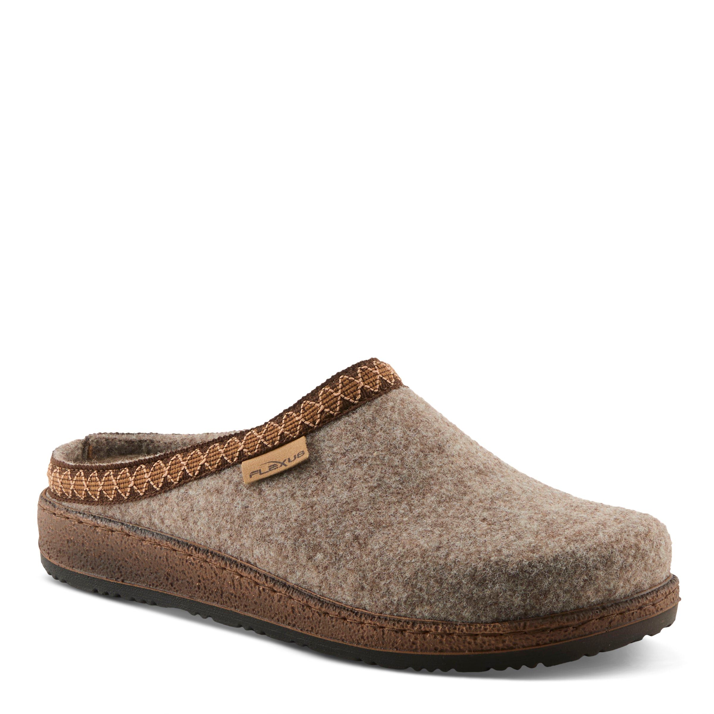 Snuggee Clog Slipper, LIGHT BROWN, hi-res image number 0
