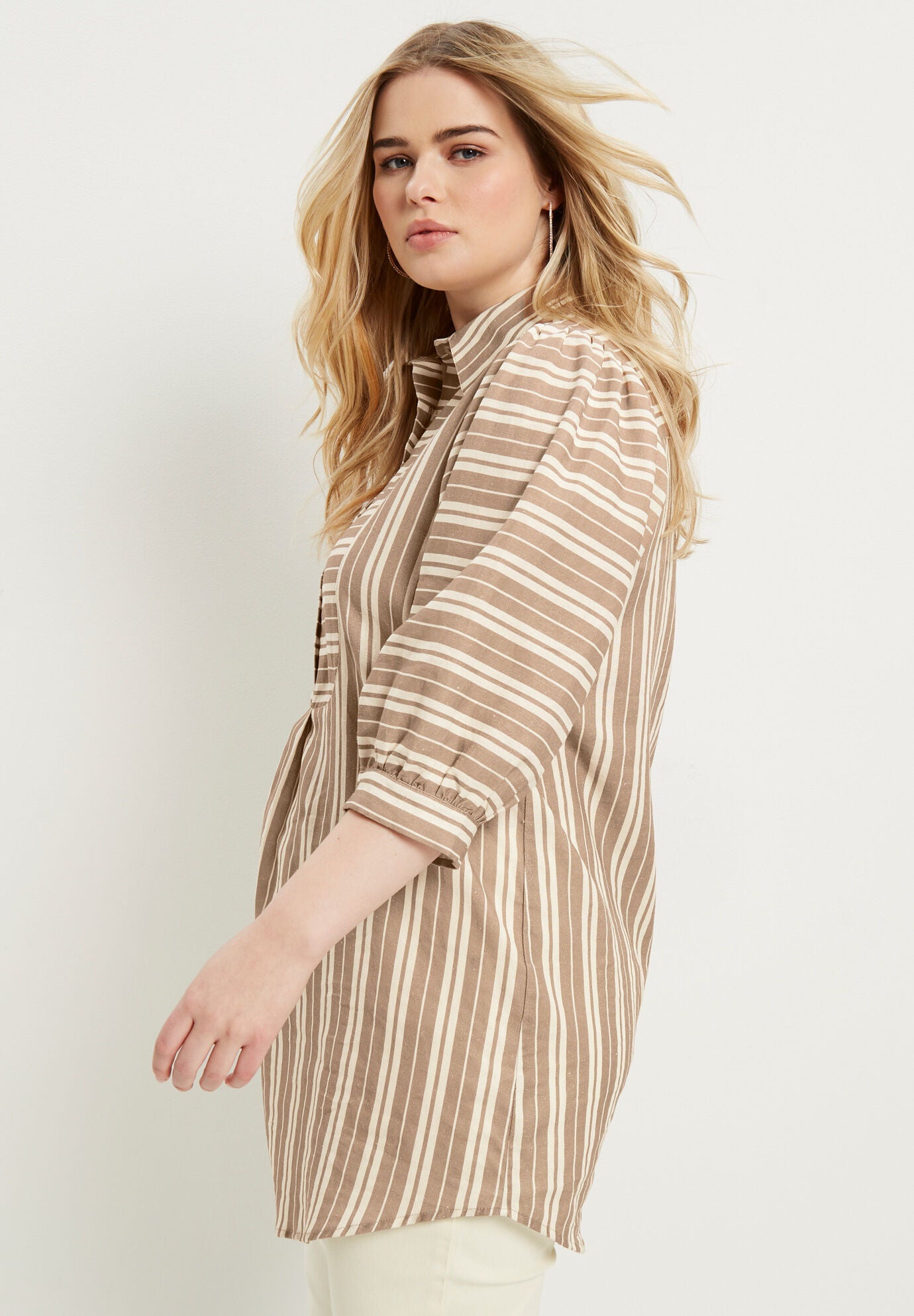 Half Button-Down Lino Soleil Tunic, , alternate image number 2