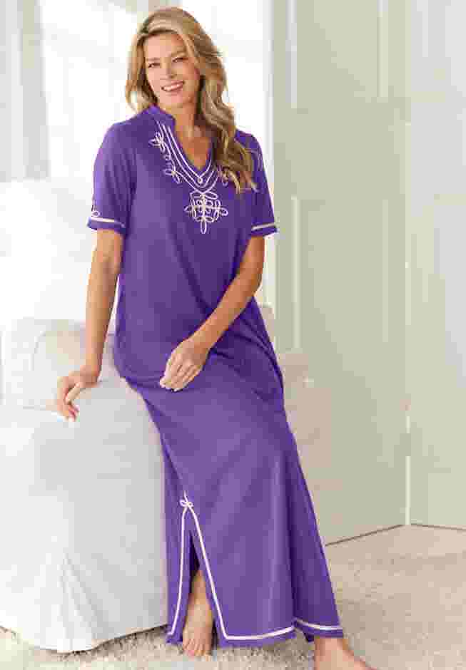 Embellished Knit Lounger image number 4