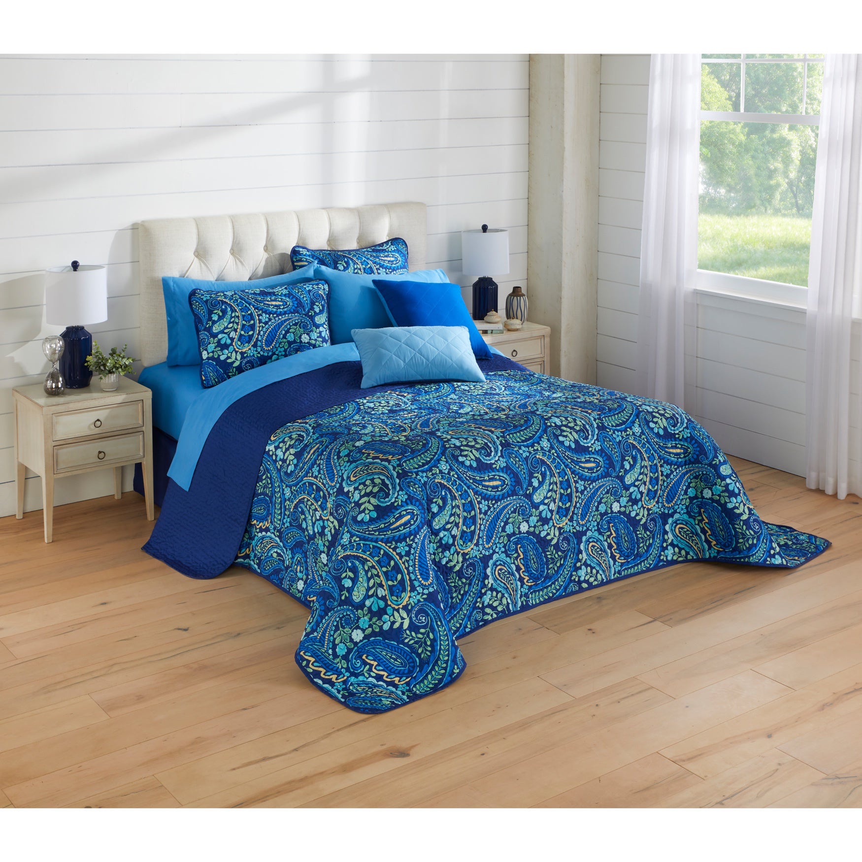 BH Studio Reversible Quilted Bedspread image number 0