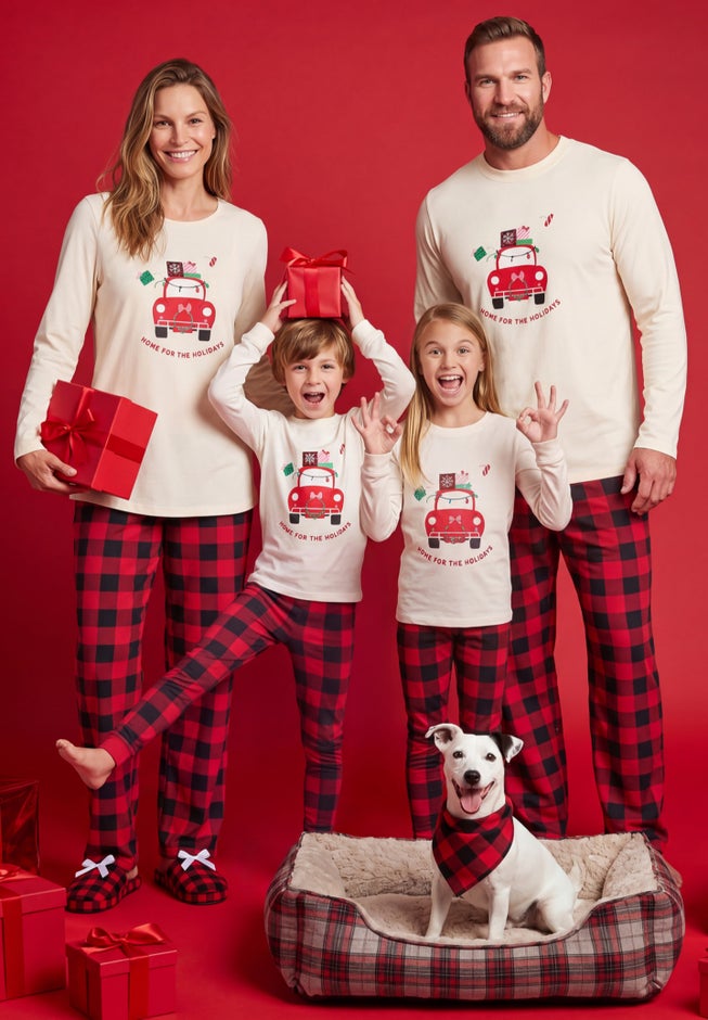 Dreams & Co.&reg; Men&rsquo;s Pajama Set image number 1