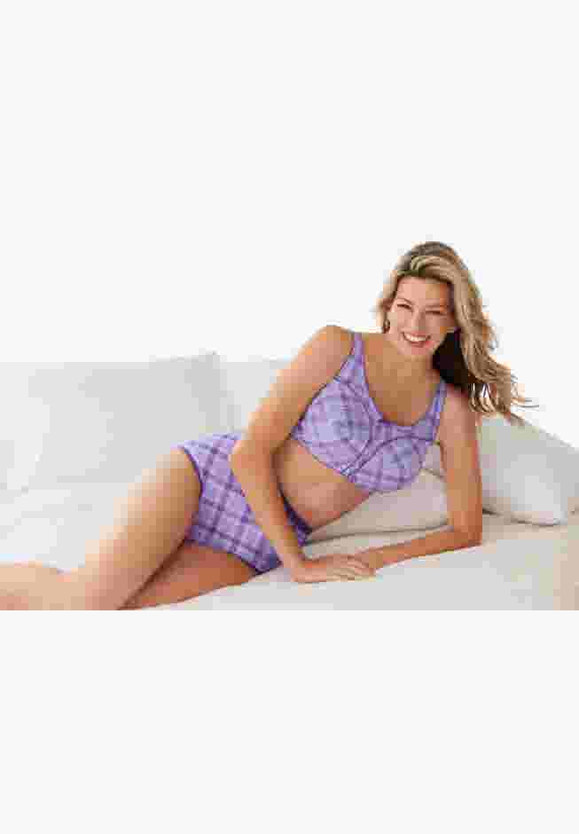 Cotton Back-Close Wireless Bra image number 8