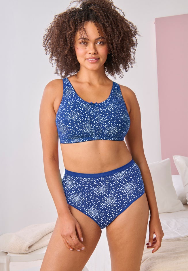 Wireless Back-Close Cotton Bra image number 3