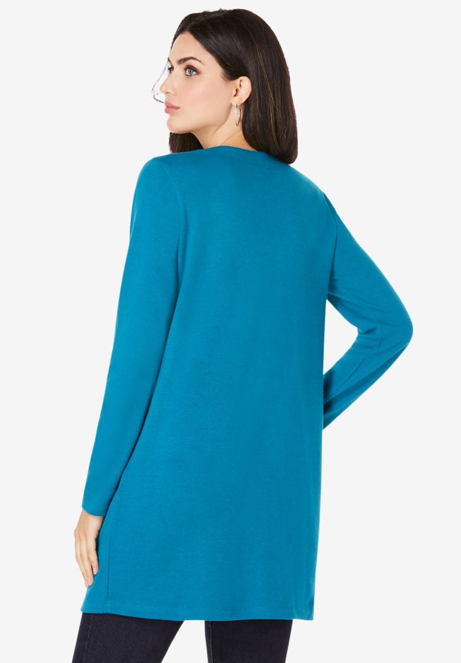 Plus Size Two Pocket Long Sleeve Soft Knit Swing Tunic image number 2