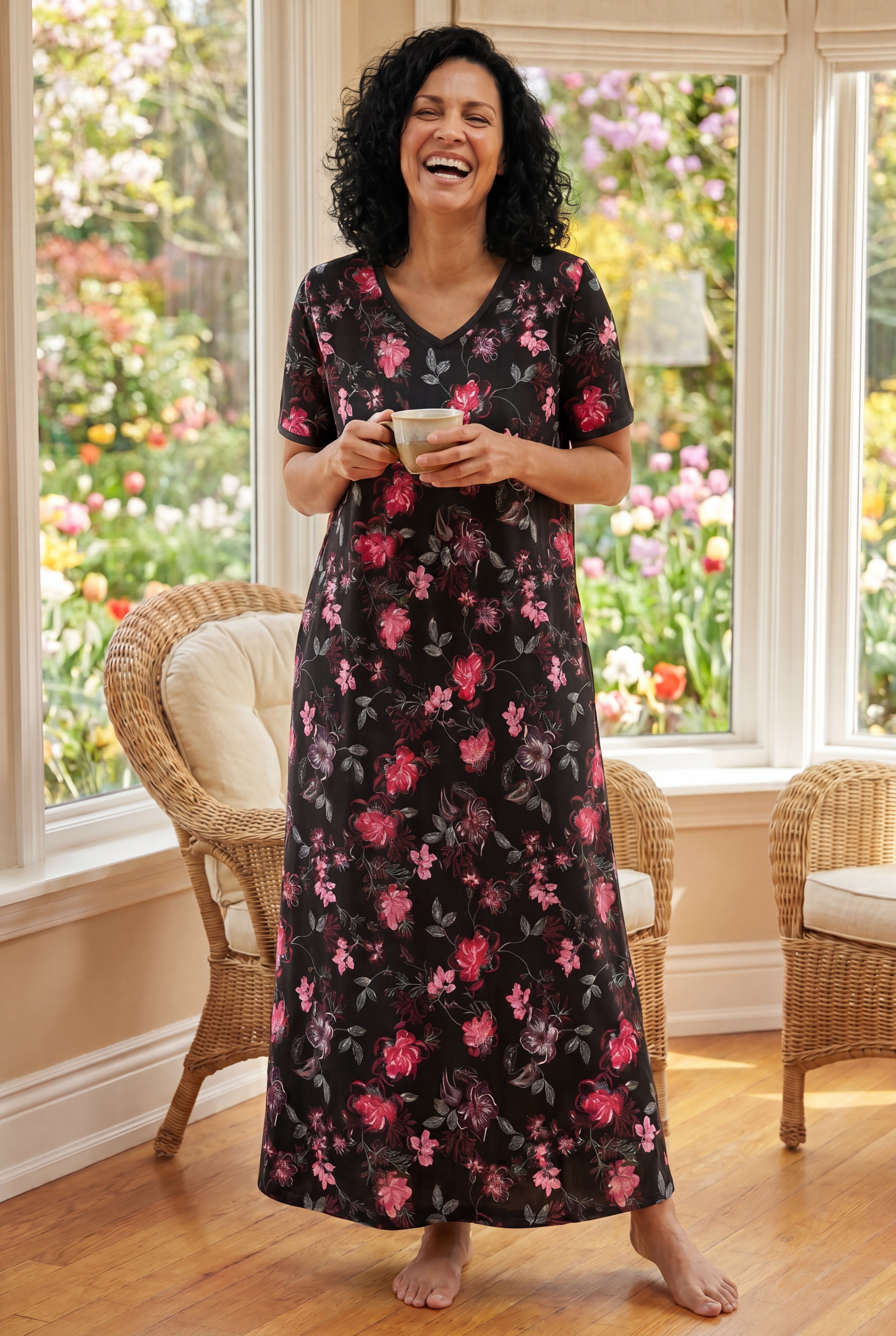 V-Neck Short Sleeve Maxi T-Shirt Lounger image number 7