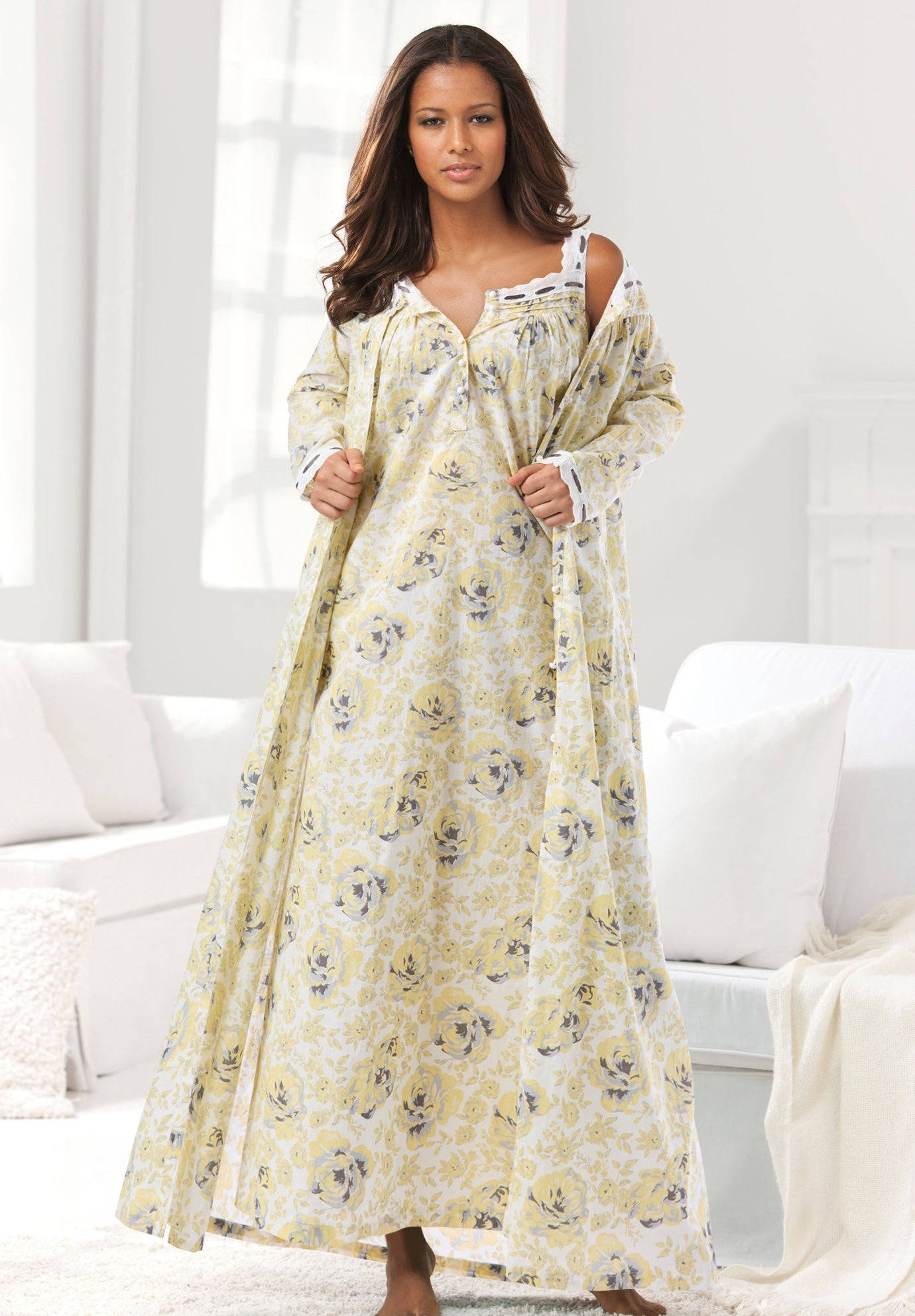 Long 2-Piece Cabbage-Rose Peignoir Set image number 7