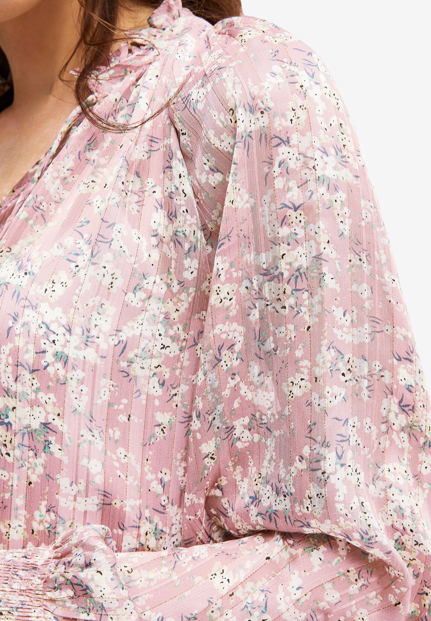 Notch Keyhole Tunic image number 2