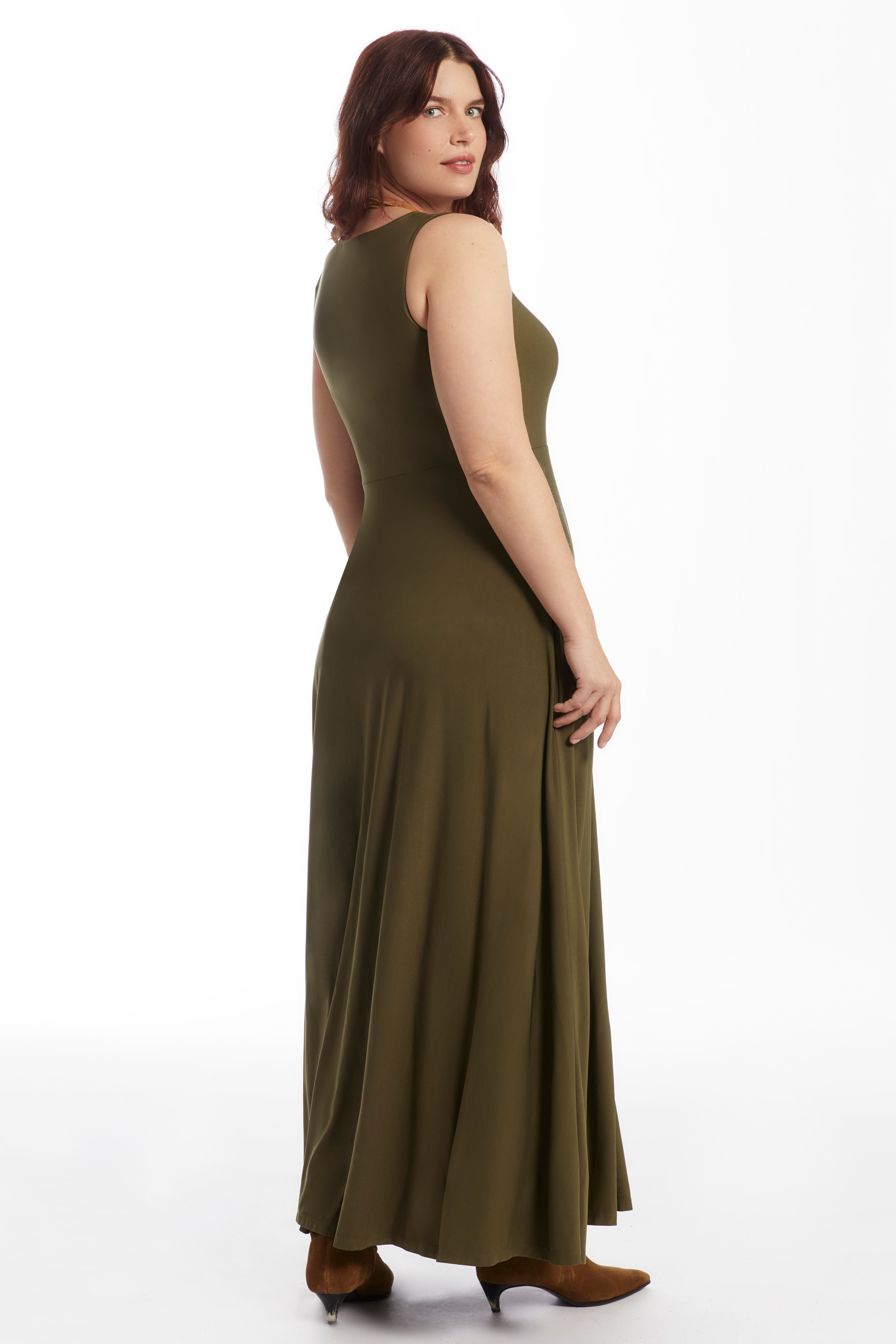 Sleeveless Sweetheart Dress image number 2