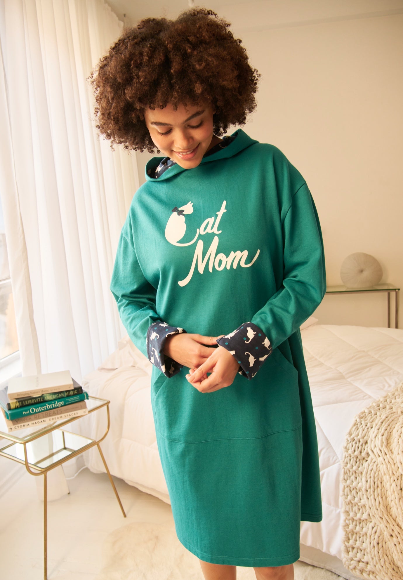 Dreams & Co.&reg; Graphic Snuggzy image number 0